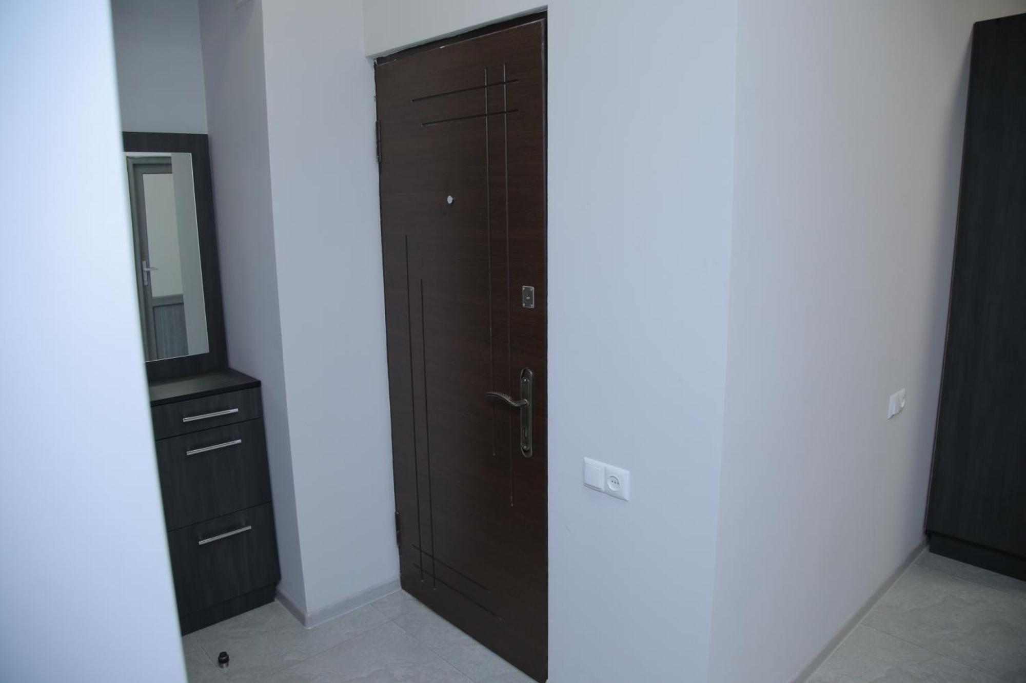 "Royal" Apartment #2 Erevan Esterno foto